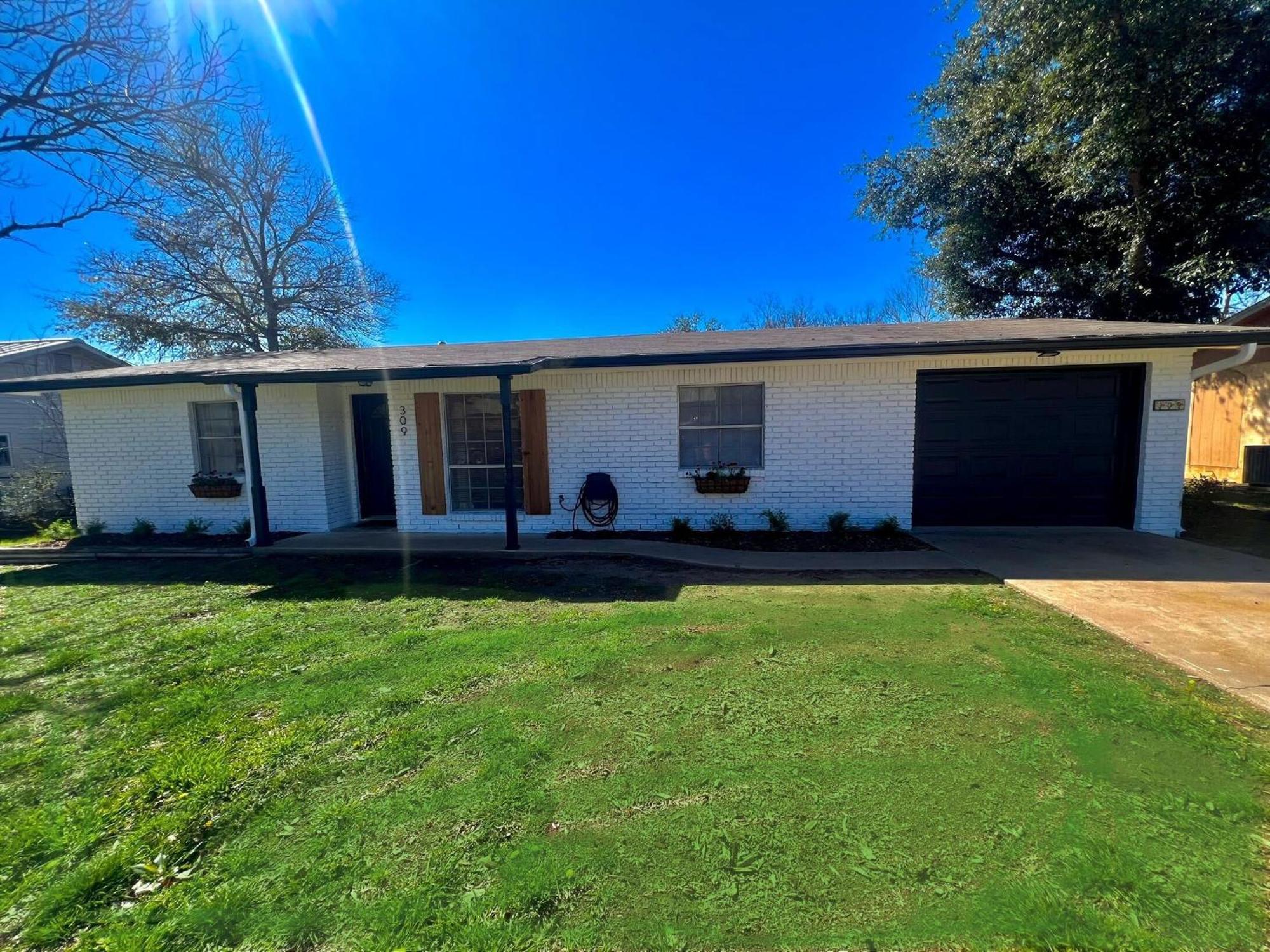 Elegant And Stylish Glenmoor Abode - 5 Min To Town Villa Fredericksburg Exterior photo